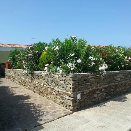 Il Rifugio Dell'ammiraglio & Escursioni Isola Dell'asinara Bed and Breakfast