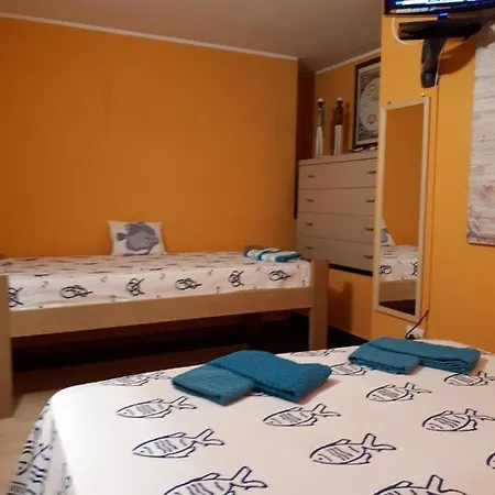 Bed & Breakfast Il Rifugio Dell'ammiraglio & Escursioni Isola Dell'asinara *